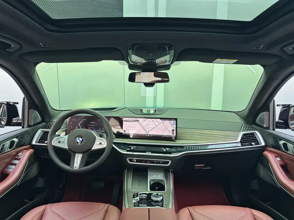 BMW X5 2023 xDrive 40Li Premium M Sport