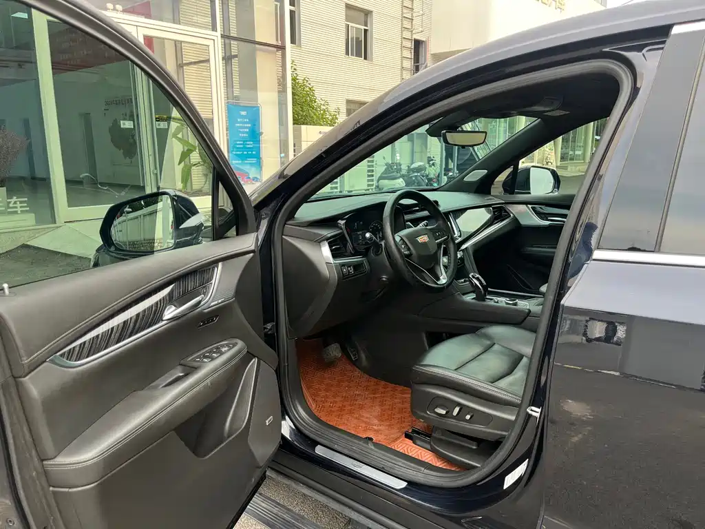 Cadillac XT6 — миниатюра 4