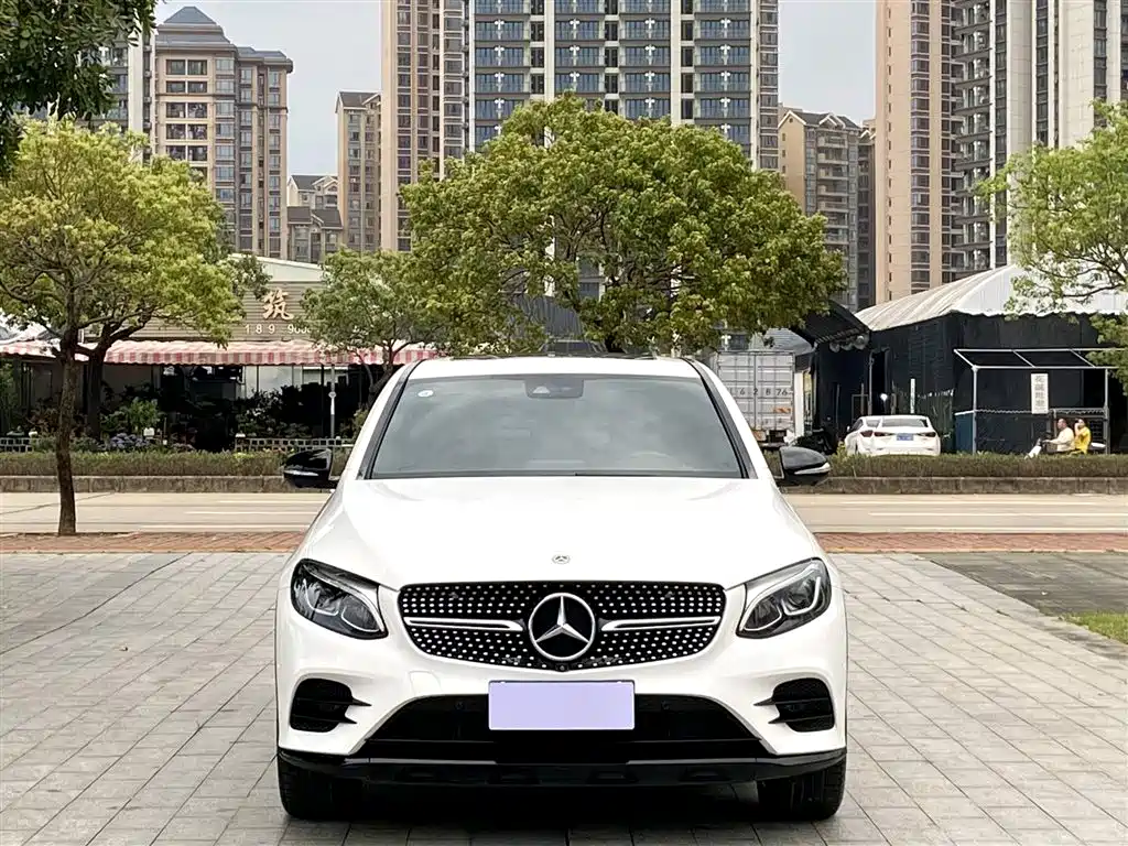 Mercedes-Benz GLC 2017 GLC 260 4MATIC SUV