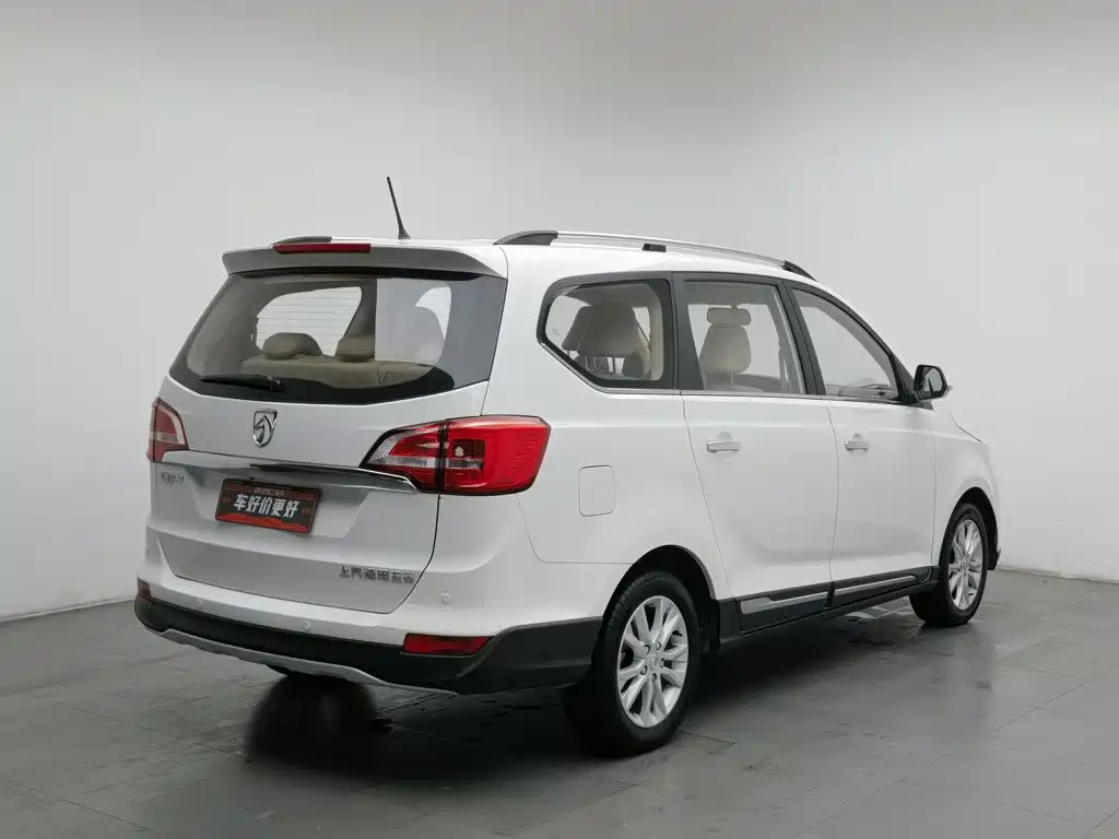 Baojun 730 — миниатюра 2