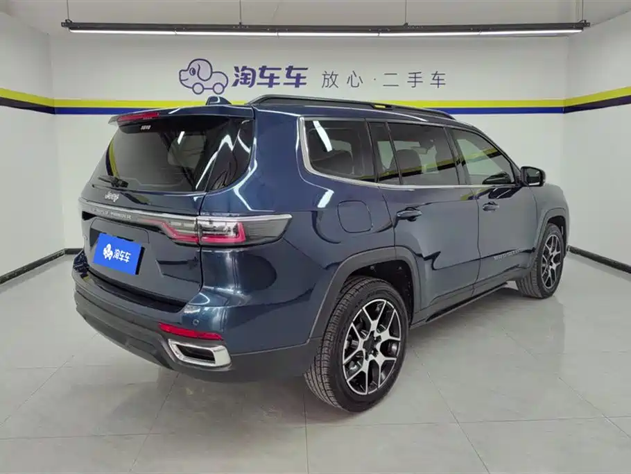 JEEP GRAND COMMANDER