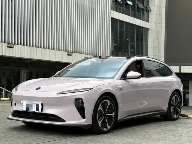 NIO ET5T