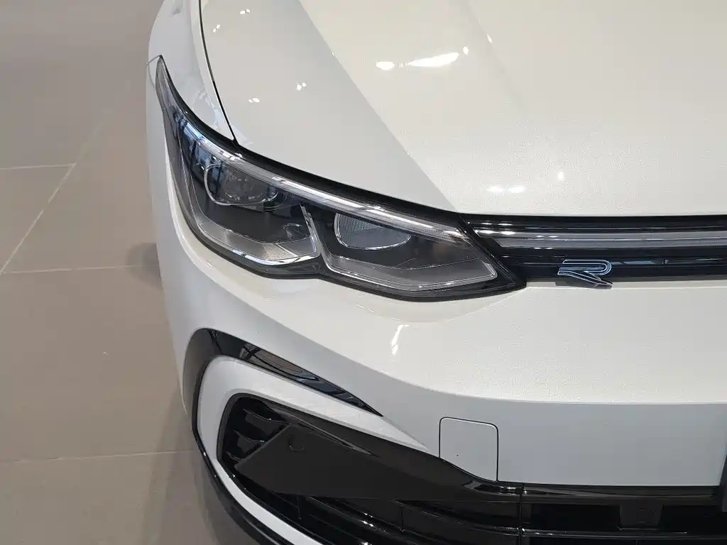 Volkswagen Golf — миниатюра 5