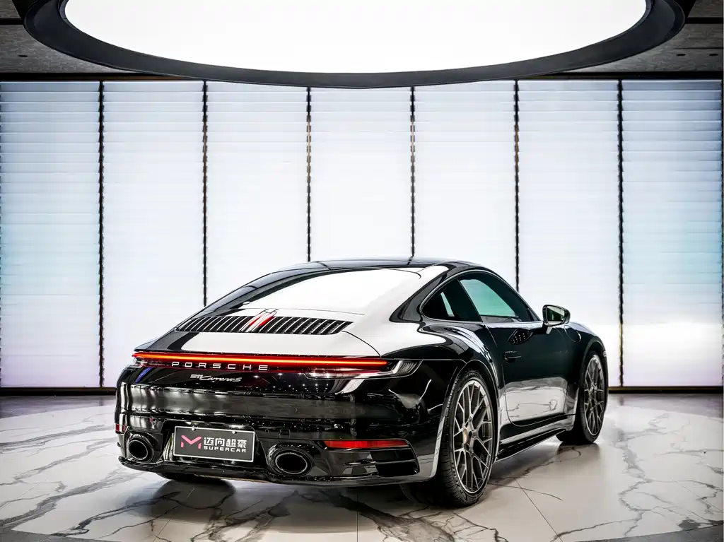 Porsche 911 2020 Carrera 3.0T