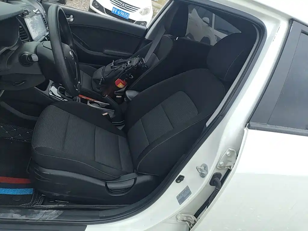 Kia K3 — миниатюра 15