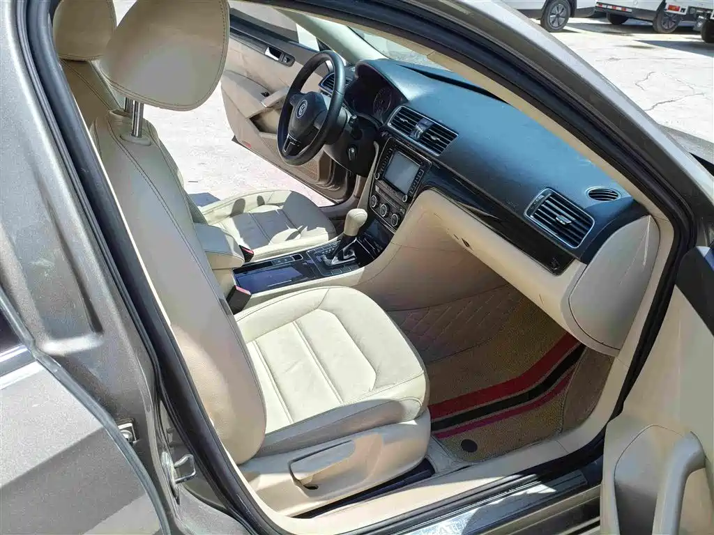 Volkswagen Passat 2011 1.4TSI DSG