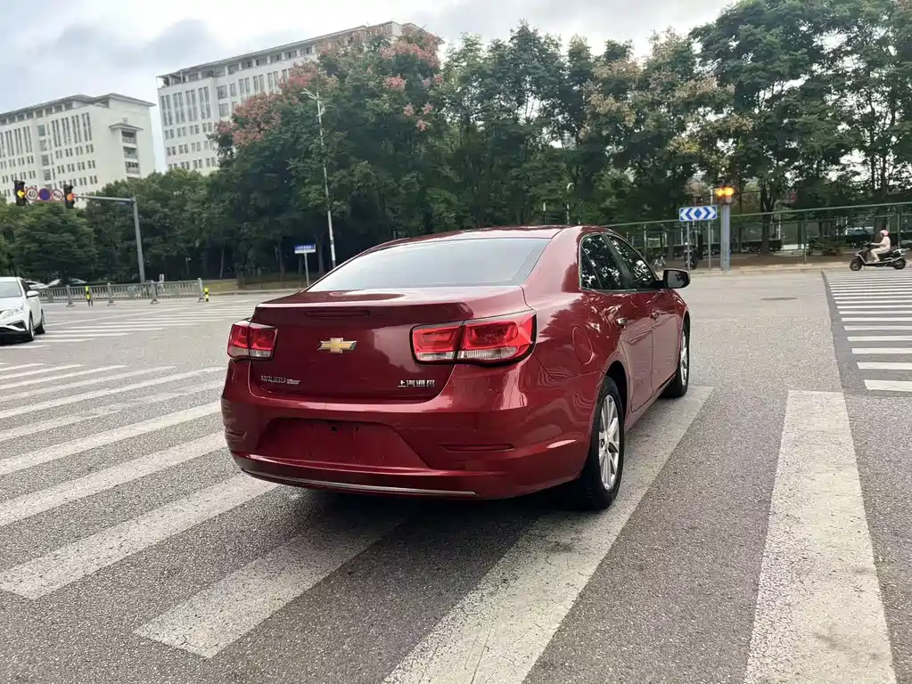 Chevrolet Malibu — миниатюра 6