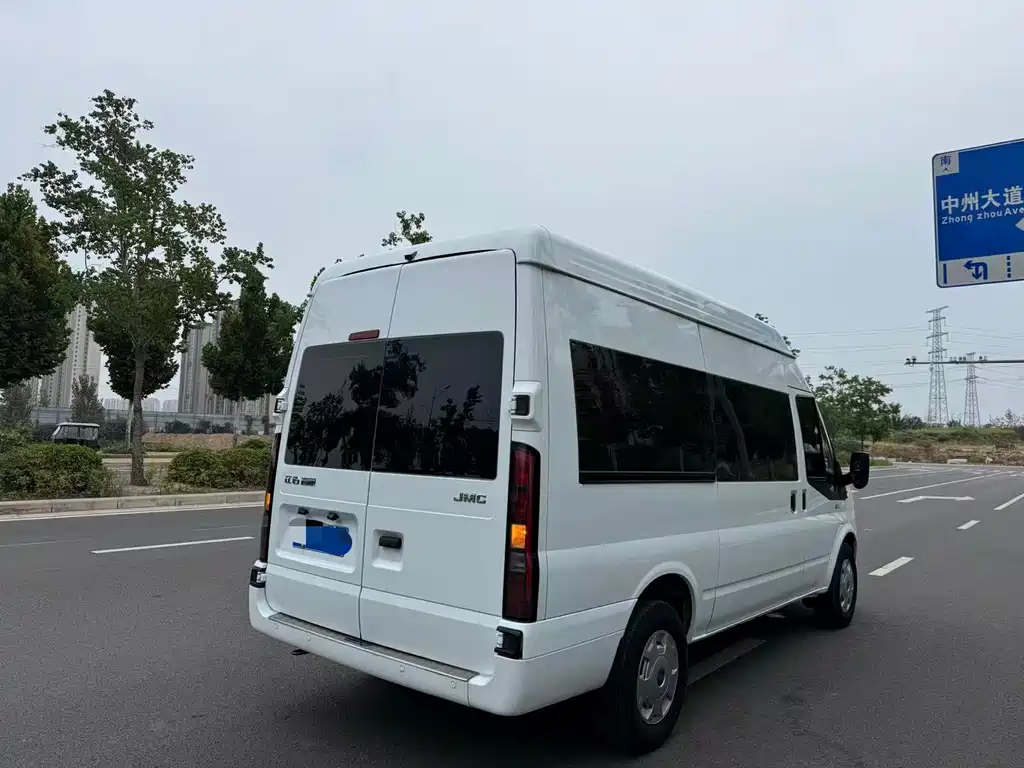 JMC JMC Fushun — миниатюра 4
