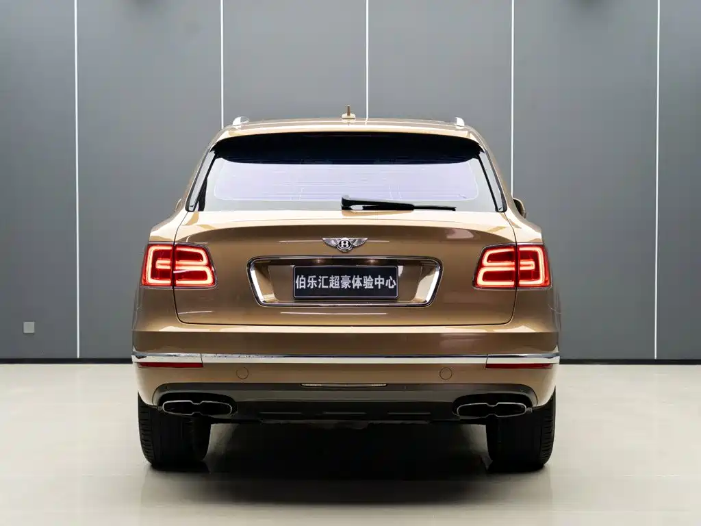 Bentley Bentayga — миниатюра 7