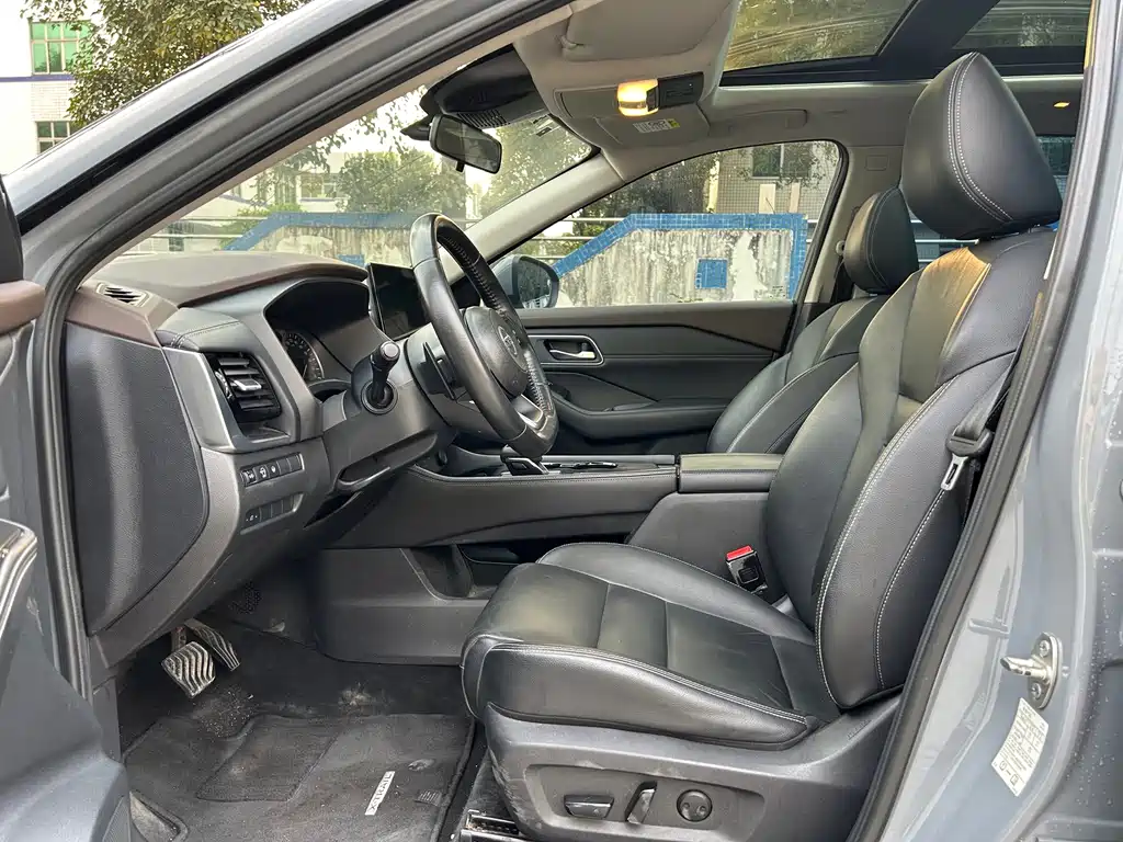 Nissan X-Trail — миниатюра 17