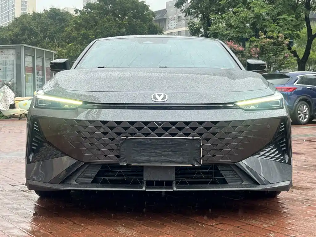 Changan UNI-V — миниатюра 2