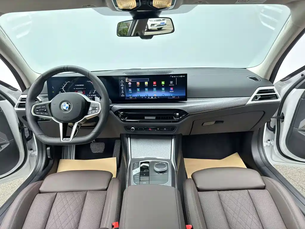 BMW 3 Series — миниатюра 7