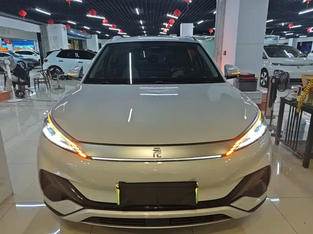 BYD Yuan Plus — миниатюра 3