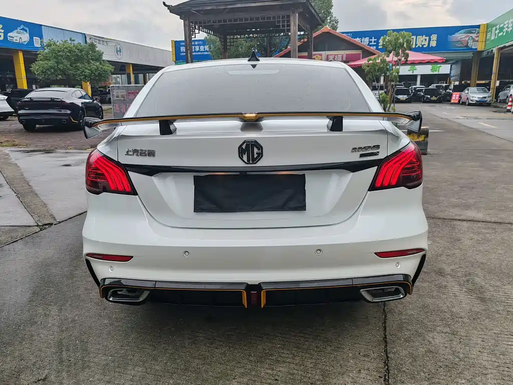 MG MG6 — миниатюра 8