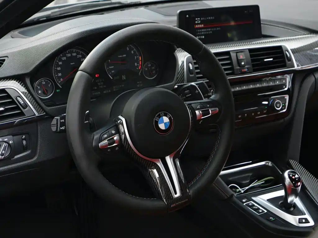 BMW M3 — миниатюра 7