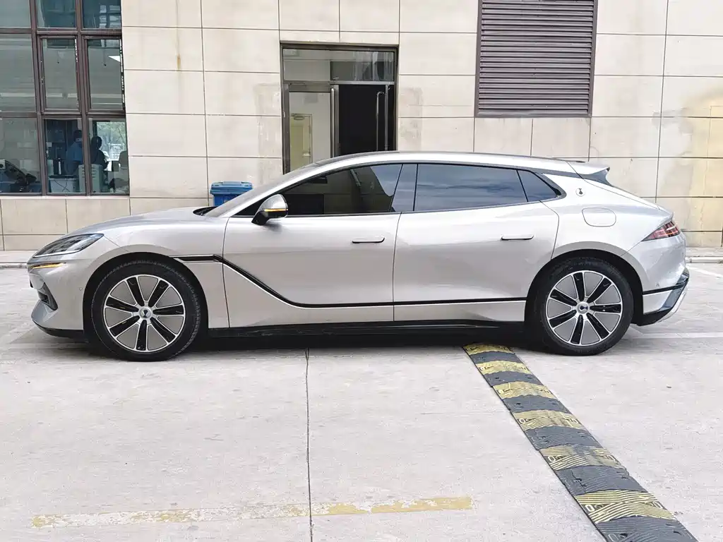 Denza Denza Z9GT — миниатюра 2