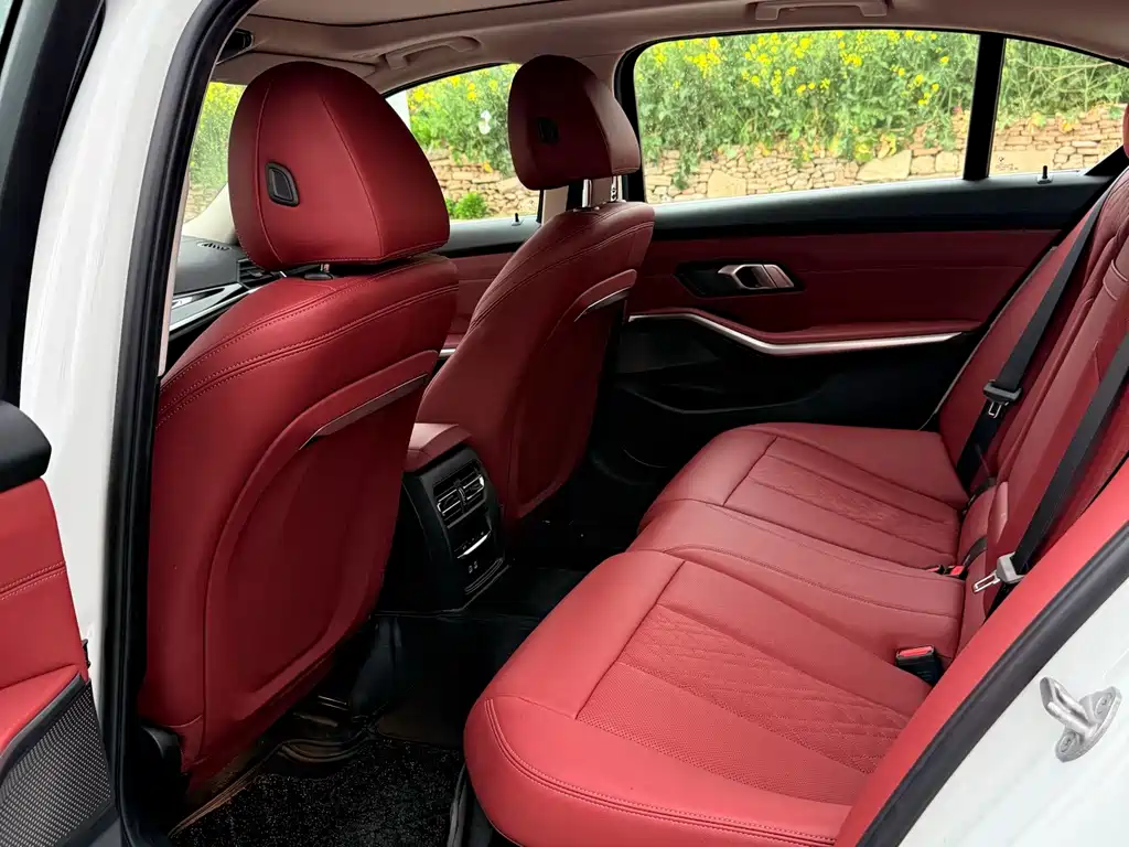 BMW 3 Series — миниатюра 7