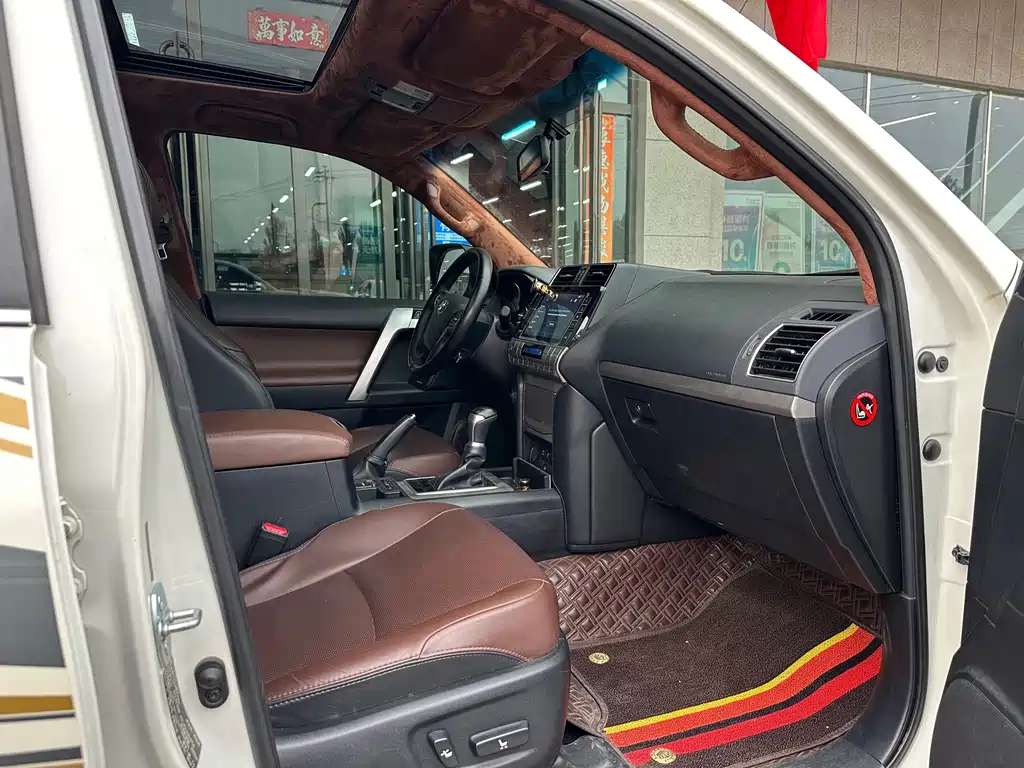 Toyota Prado (Import) — миниатюра 5
