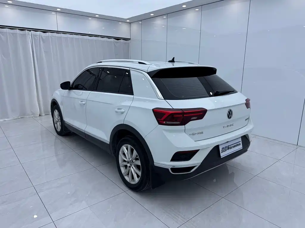 Volkswagen T-Roc — миниатюра 6