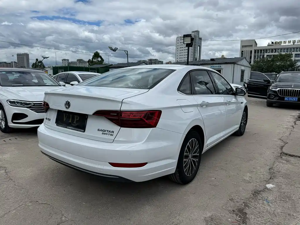 Volkswagen Sagitar — миниатюра 9
