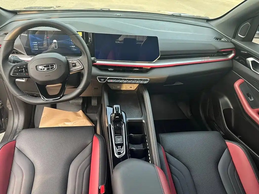 Geely Binyue — миниатюра 6