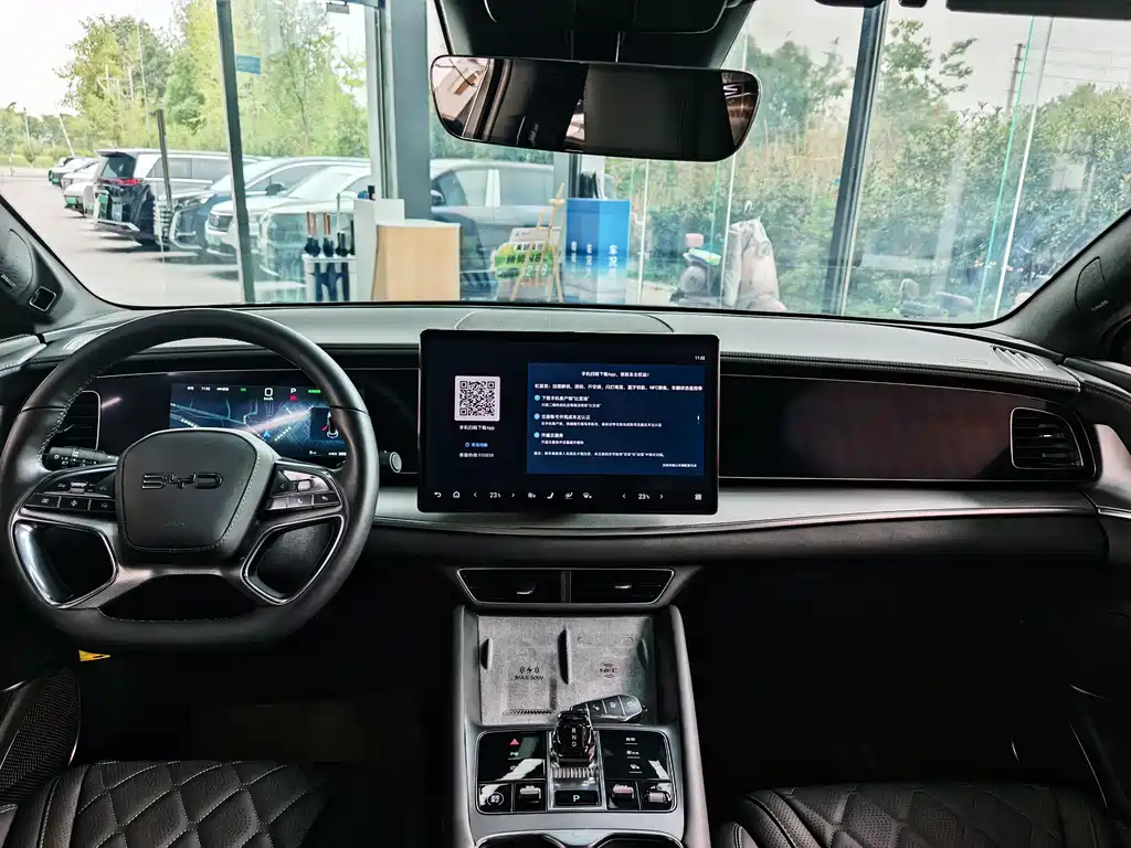 BYD 07 EV 2024 610