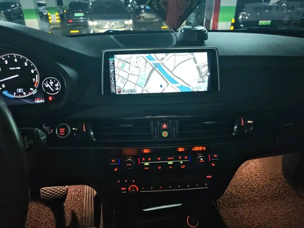BMW X5 (Import) — миниатюра 6