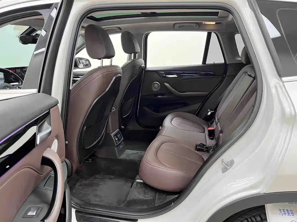 BMW X1 2022 sDrive20Li Premium