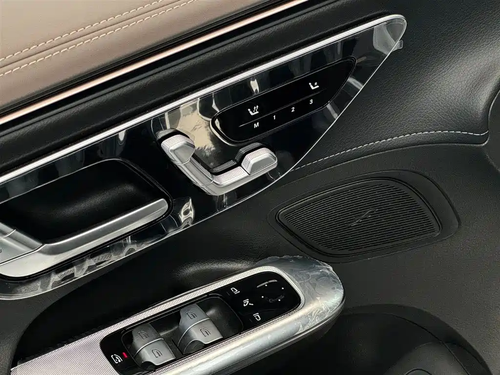 Mercedes-Benz EQE 2025 500 4MATIC