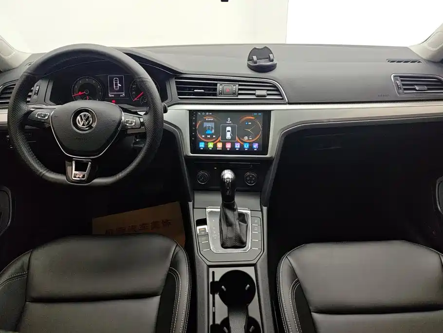 Volkswagen Lamando — миниатюра 12