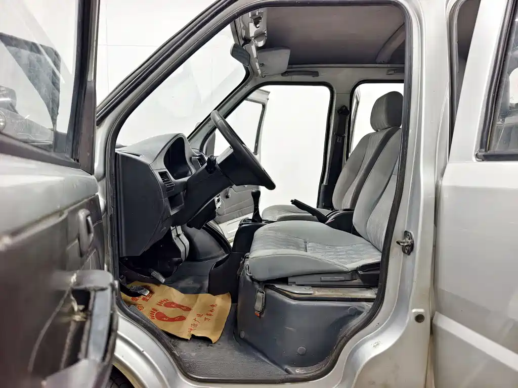 Wuling Rongguang 2017 1.5L L3C