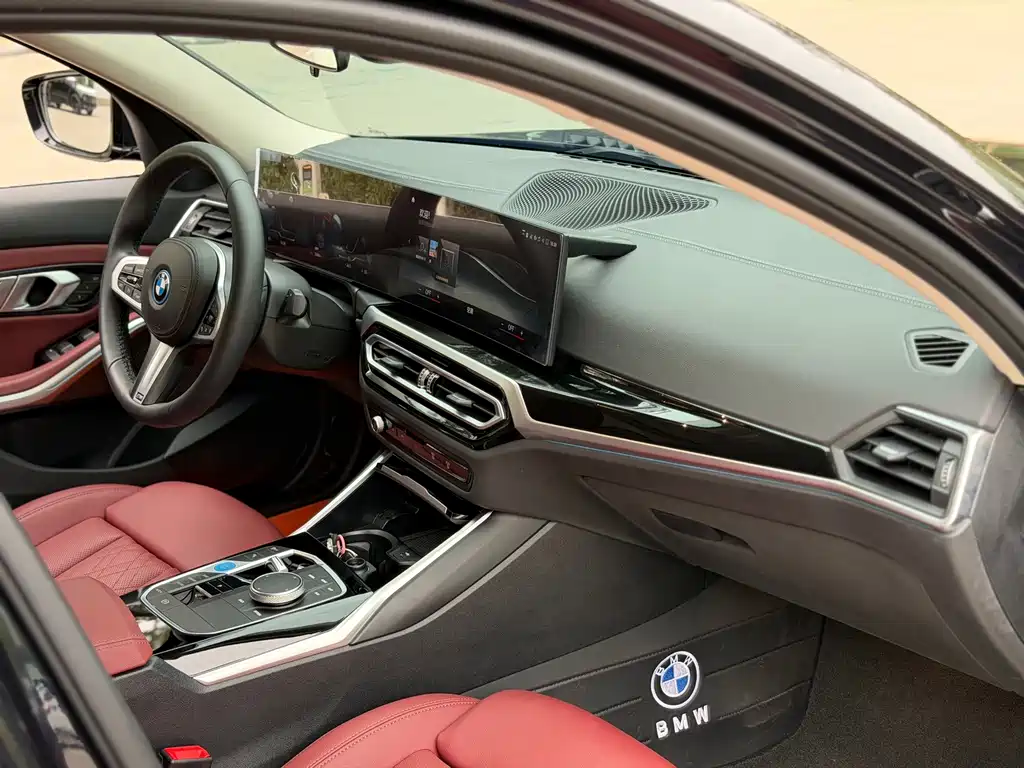 BMW i3 — миниатюра 14