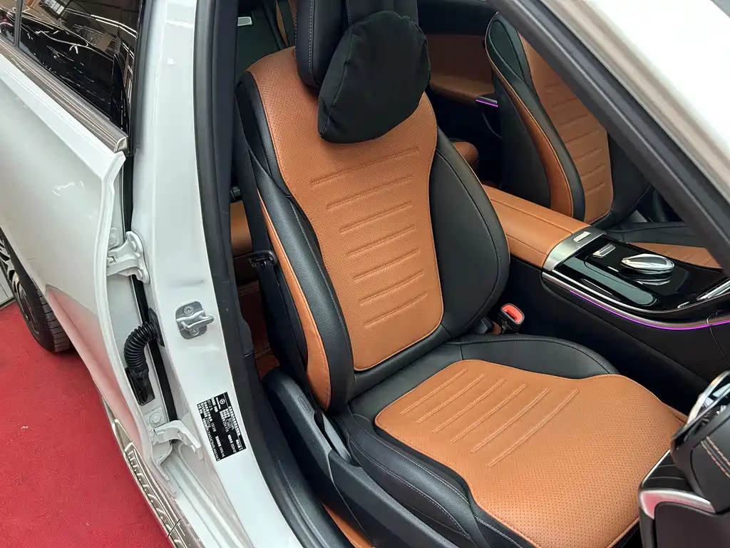 Mercedes-Benz C-Class — миниатюра 32