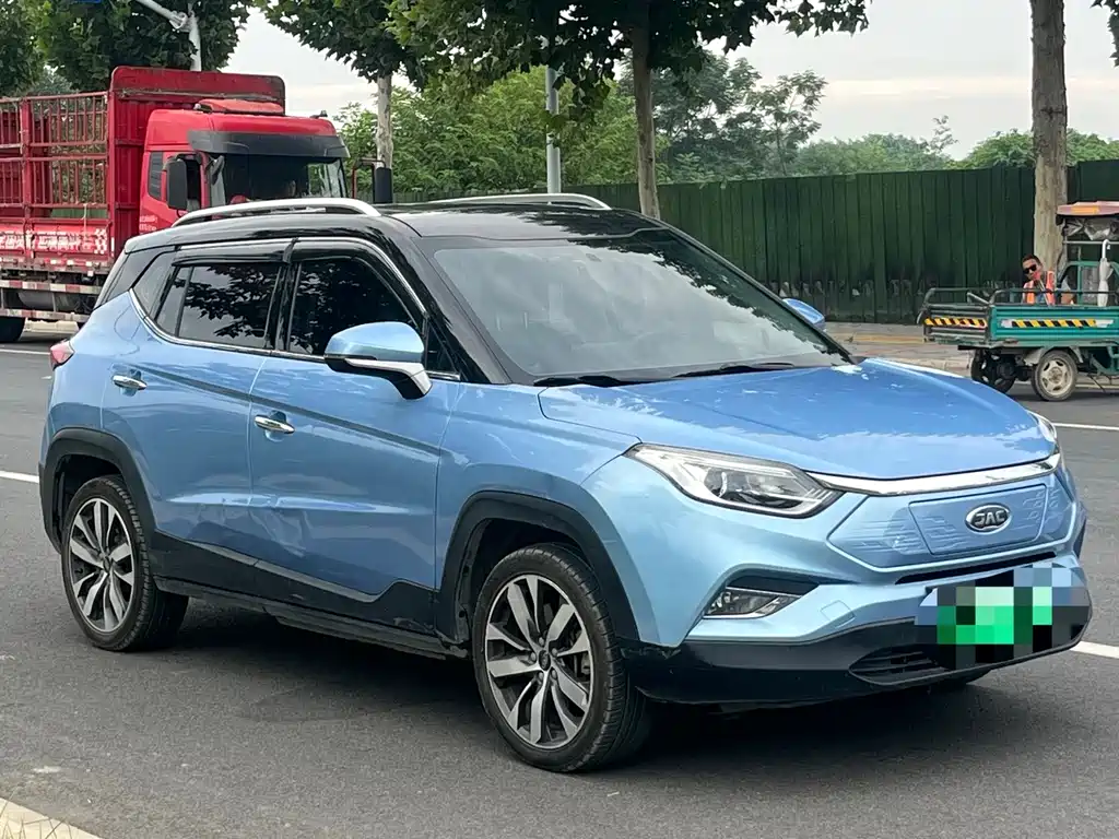 JAC JAC iEVS4 — миниатюра 3