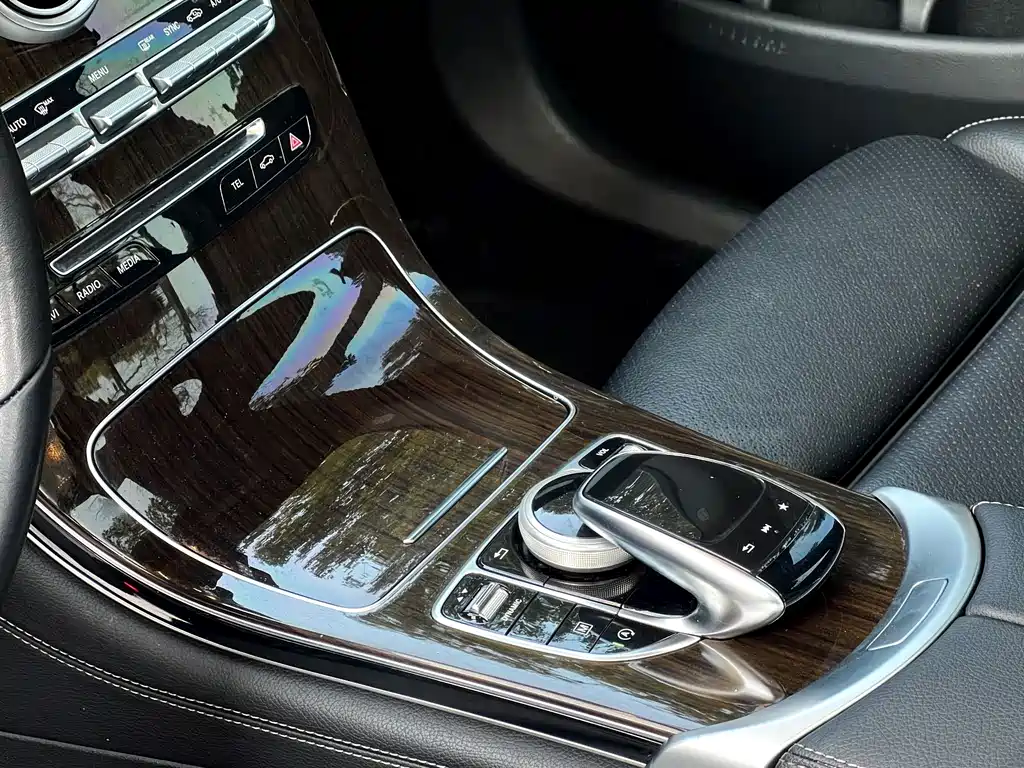 Mercedes-Benz GLC — миниатюра 9