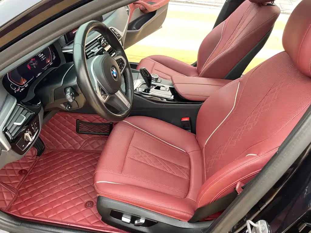 BMW 5 Series — миниатюра 10