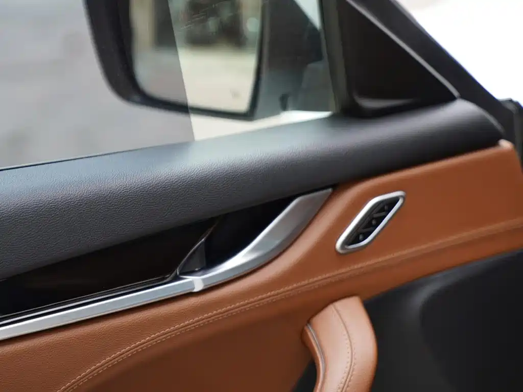 Maserati Levante — миниатюра 14