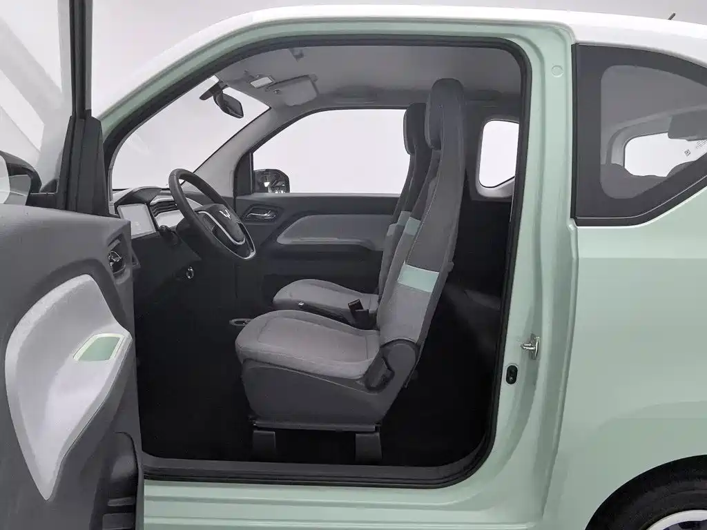 Wuling MINIEV — миниатюра 10