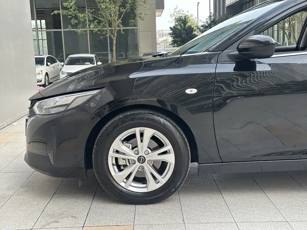 Nissan Sylphy — миниатюра 5