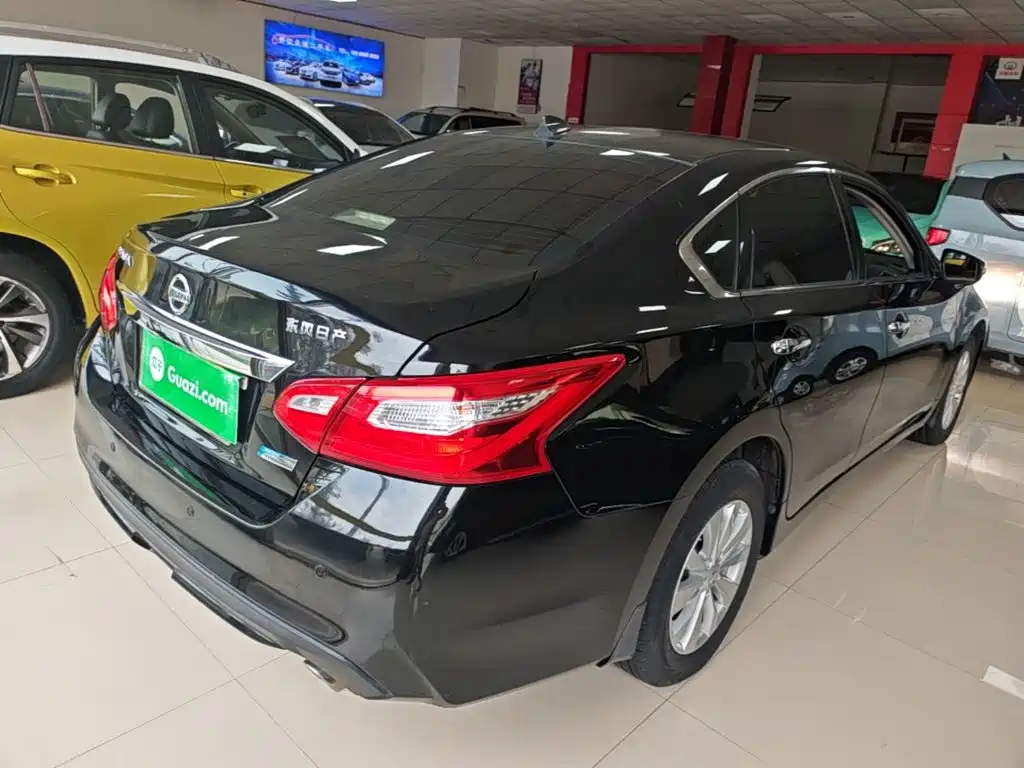 Nissan Teana — миниатюра 7