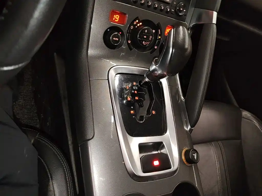 Peugeot 3008 — миниатюра 14