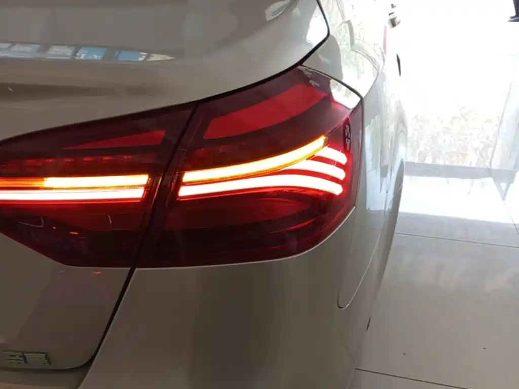 Geely Emgrand — миниатюра 8