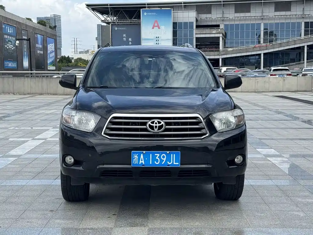 Toyota Highlander — миниатюра 2