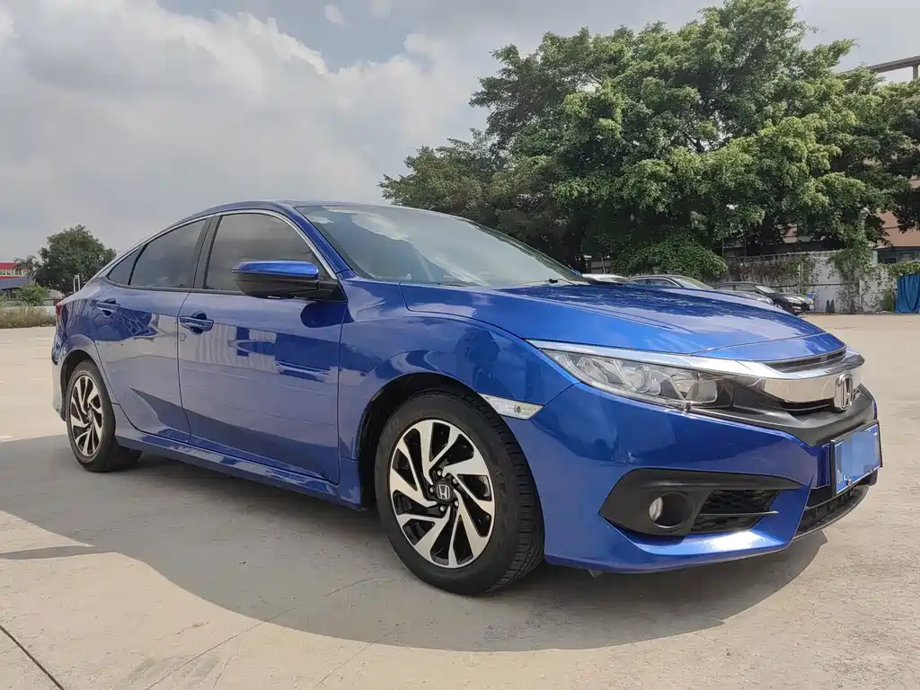 Honda Civic — миниатюра 5