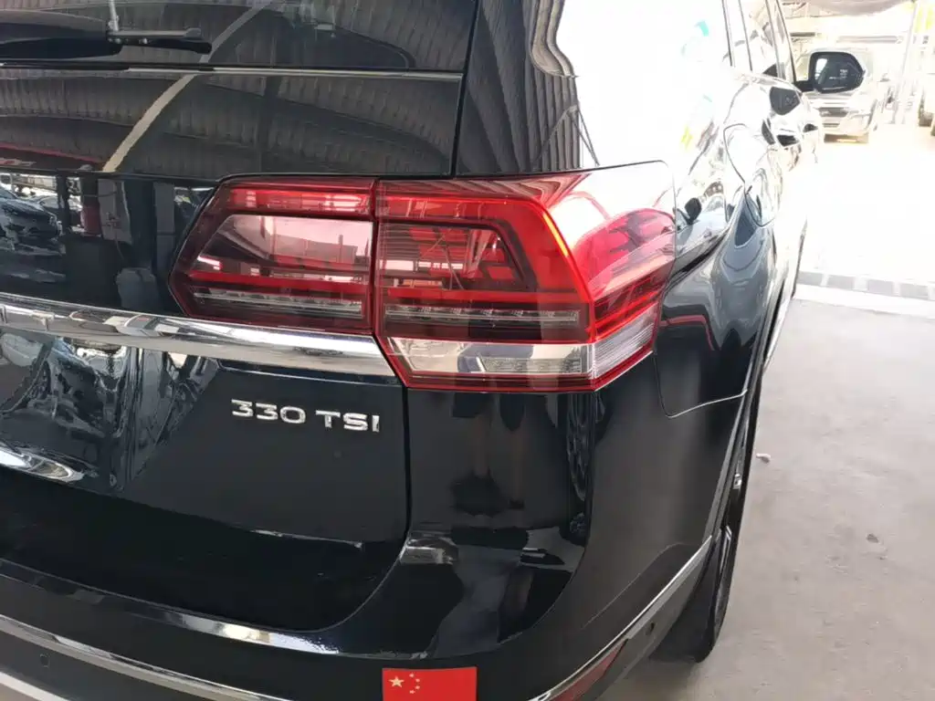 Volkswagen Teramont — миниатюра 8