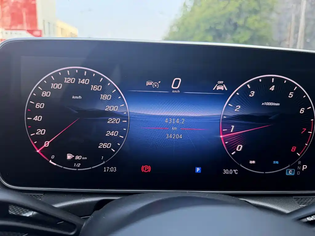 Mercedes-Benz C-Class — миниатюра 8