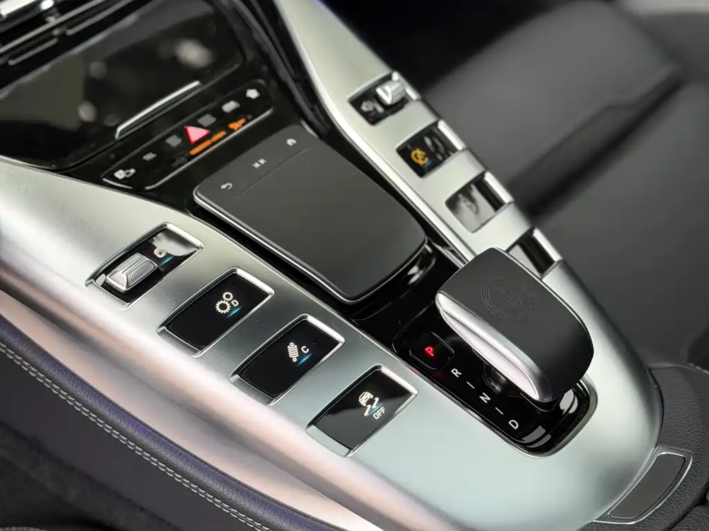 Mercedes-Benz AMG GT — миниатюра 14