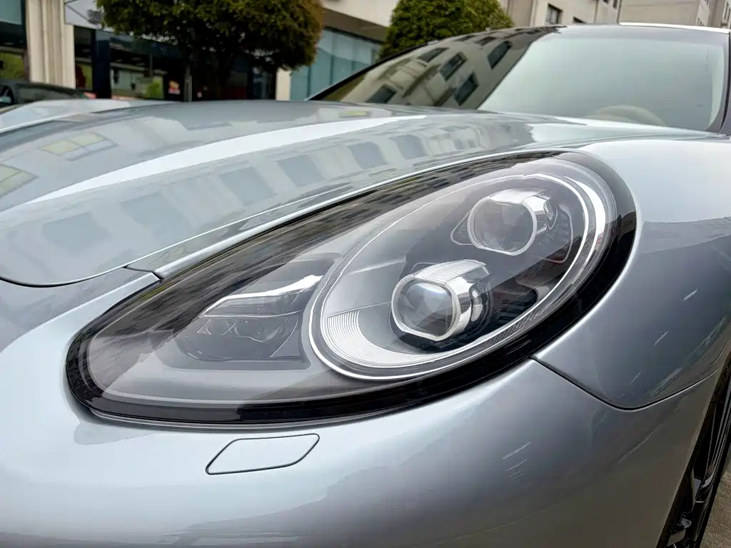 Porsche Panamera — миниатюра 15