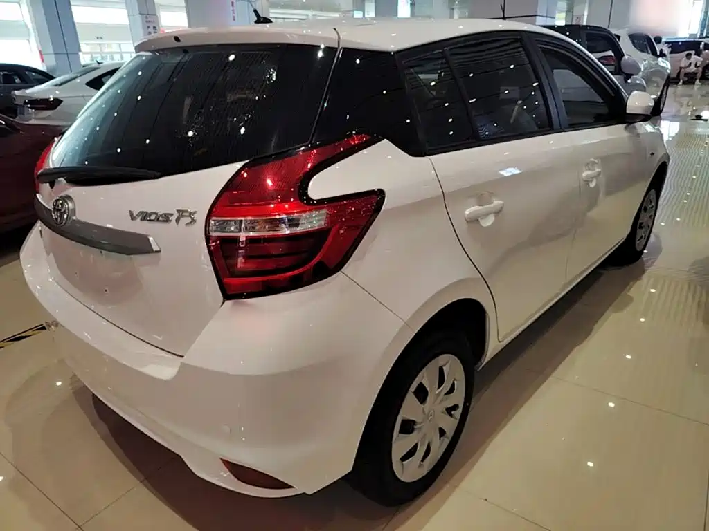 Toyota Vios FS — миниатюра 7