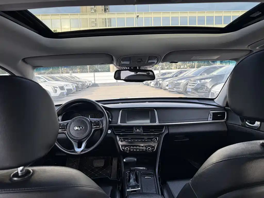 Kia K5 2018 2.0L Smart
